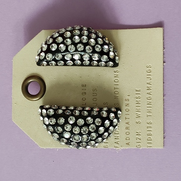 New Anthropologie Crystal Post Earrings Black Tone - Picture 5 of 9